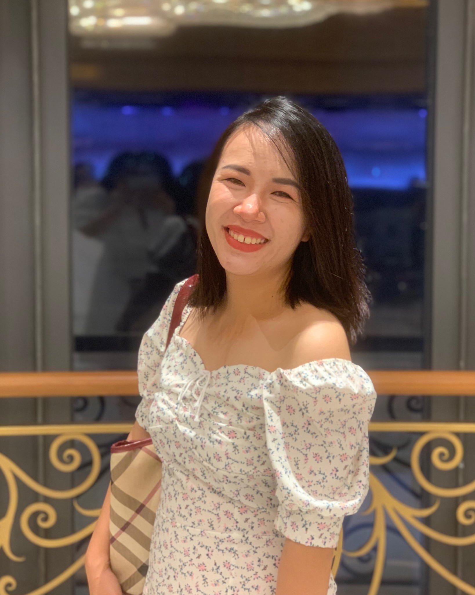 chi nhung Chị Nhung